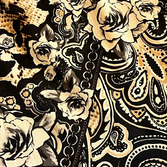 White House Black Market floral snakeskin Skirt Sz 00 - Picture 2 of 12